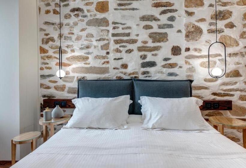 هتل 1844 Suites Syros