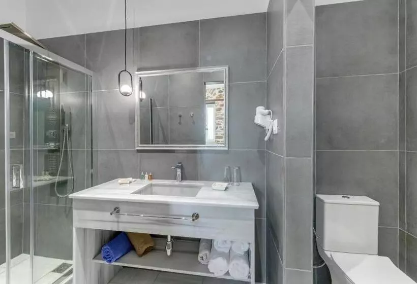 هتل 1844 Suites Syros