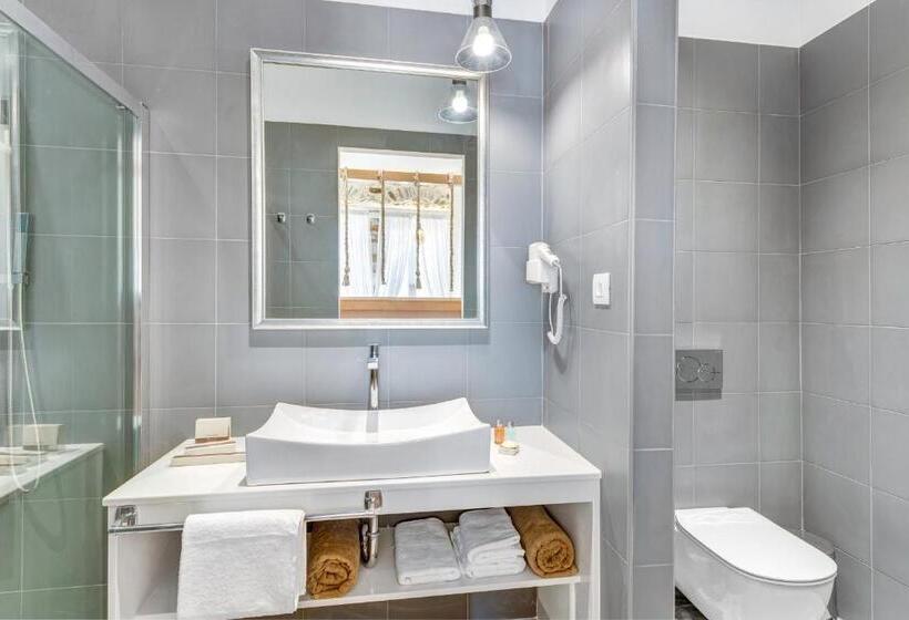 هتل 1844 Suites Syros