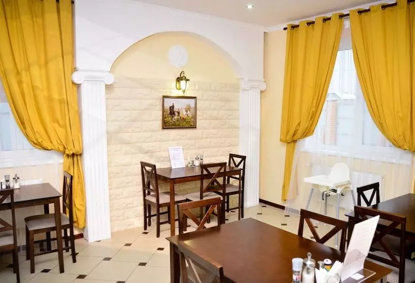 هتل Alexandriadomodedovo