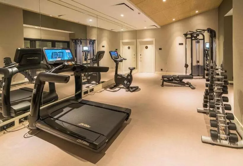 ホテル Catalonia Donosti