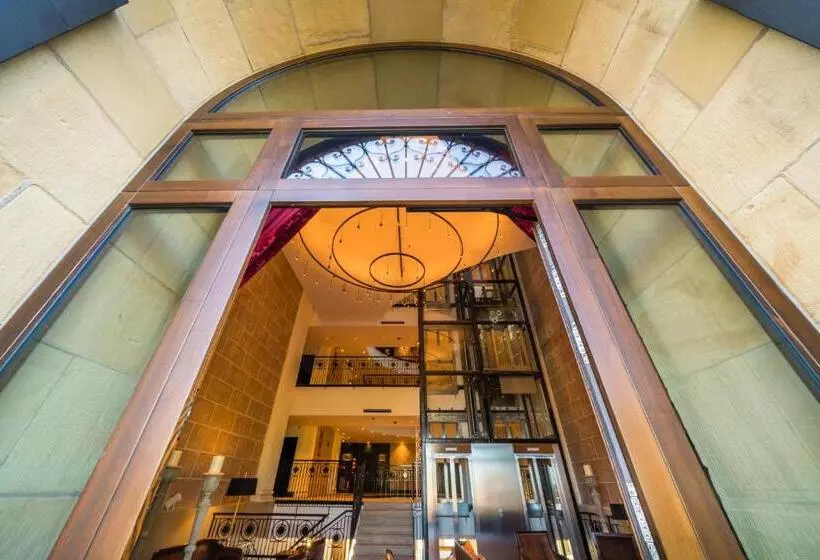 ホテル Catalonia Donosti