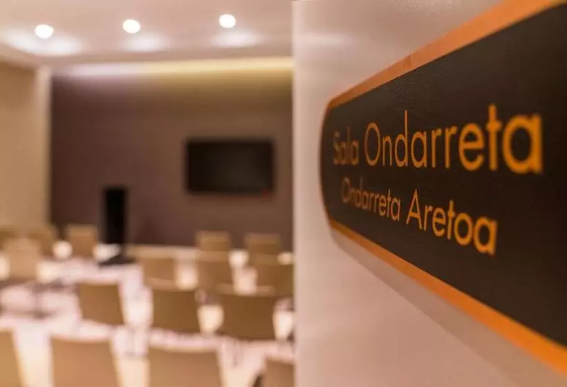 ホテル Catalonia Donosti