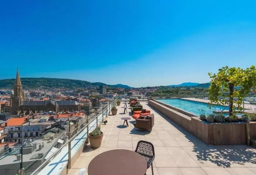 ホテル Catalonia Donosti