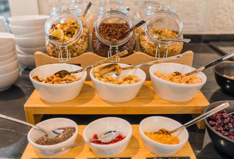 هتل Catalonia Donosti