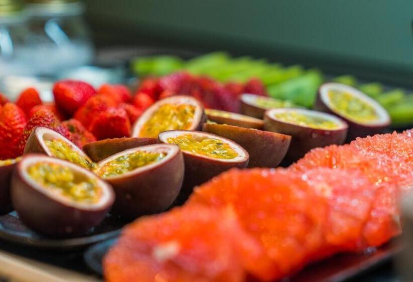 هتل Catalonia Donosti