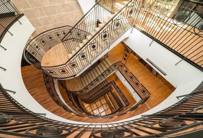 هتل Catalonia Donosti