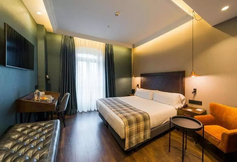 ホテル Catalonia Donosti