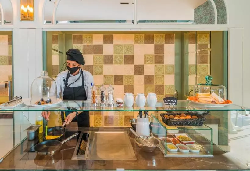 ホテル Catalonia Donosti