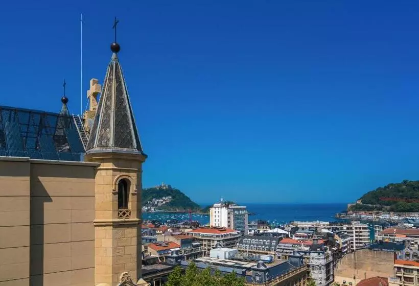 ホテル Catalonia Donosti