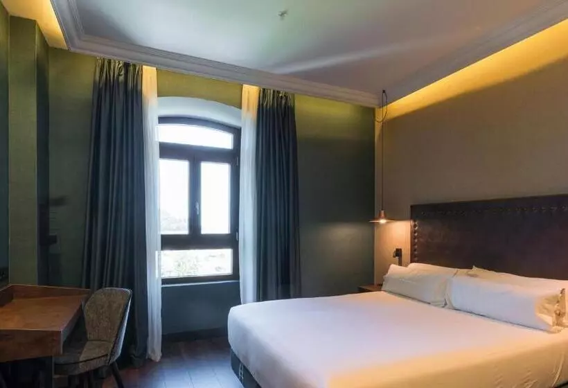 ホテル Catalonia Donosti