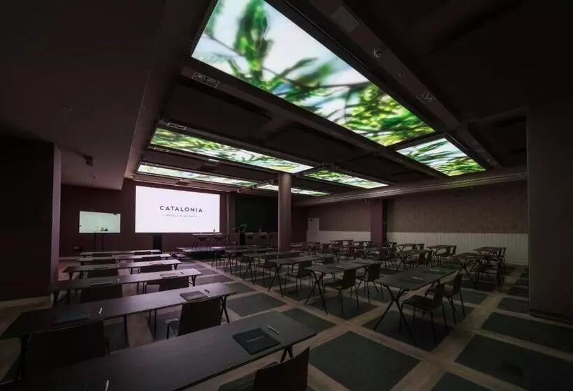 ホテル Catalonia Donosti