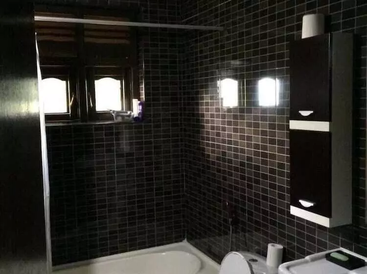 Hotel Kandy C