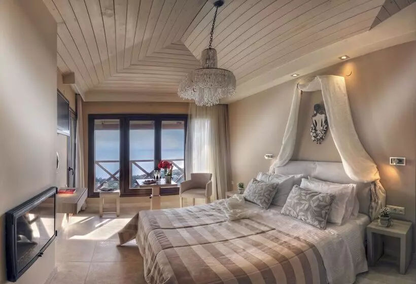 Hotelli Karavia Lux Inn