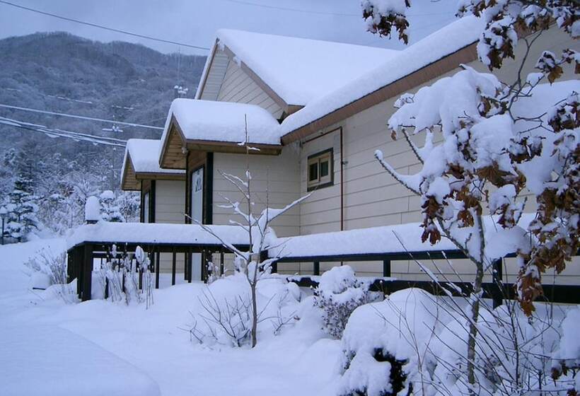 ホテル Nadeuri Pension