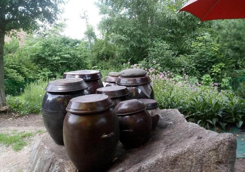 ホテル Nadeuri Pension