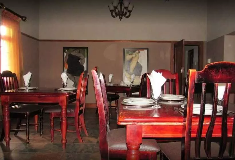 هتل Pumulani Lodge