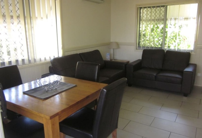 فندق Reflections Moonee Beach   Holiday Park