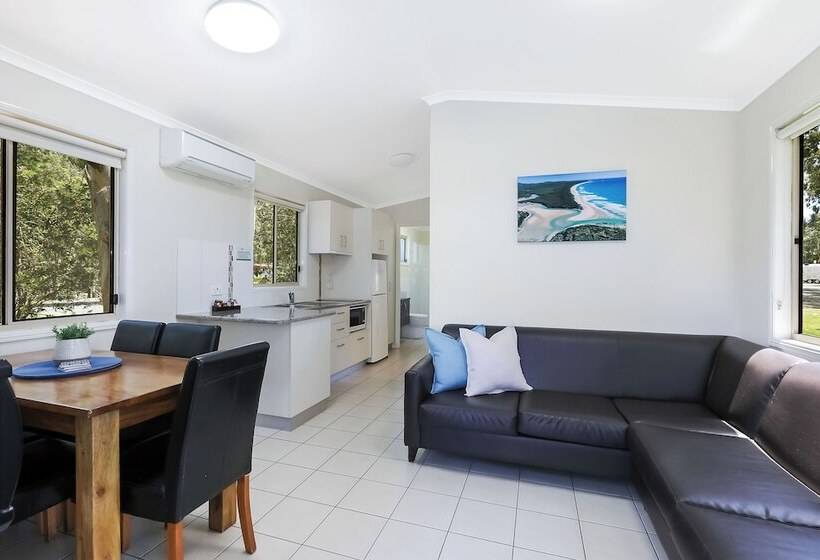 فندق Reflections Moonee Beach   Holiday Park