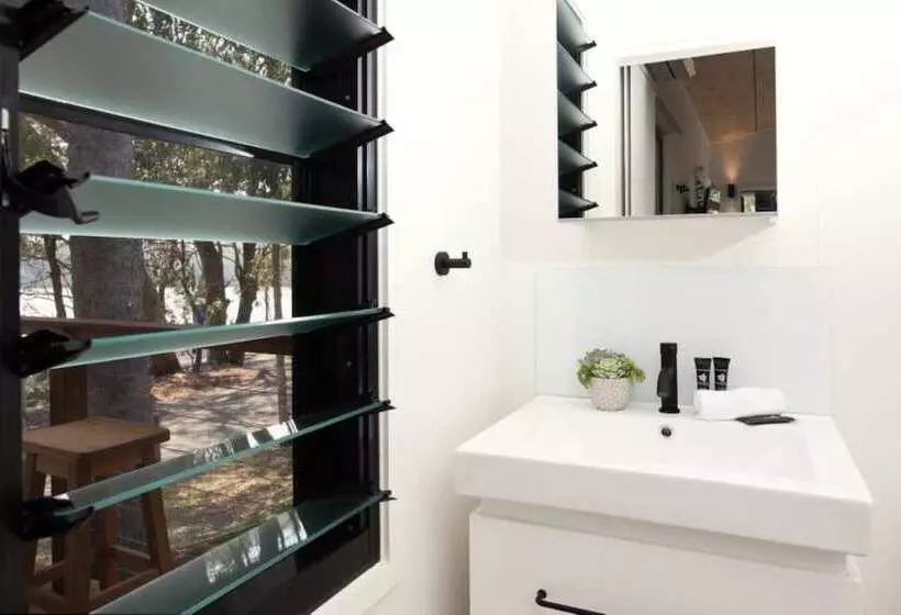 Hotelli Reflections Moonee Beach   Holiday Park