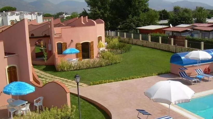 هتل Ristorante Al Canto Delle Sirene