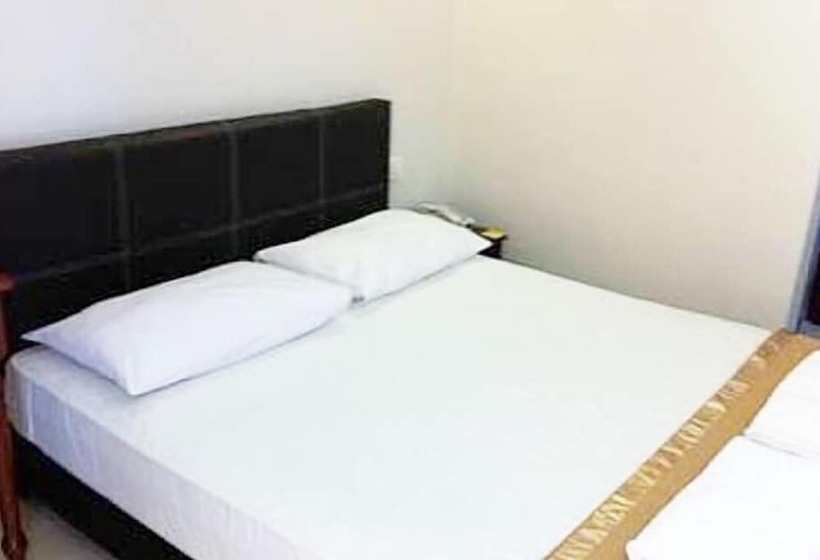 ホテル Traders Villa