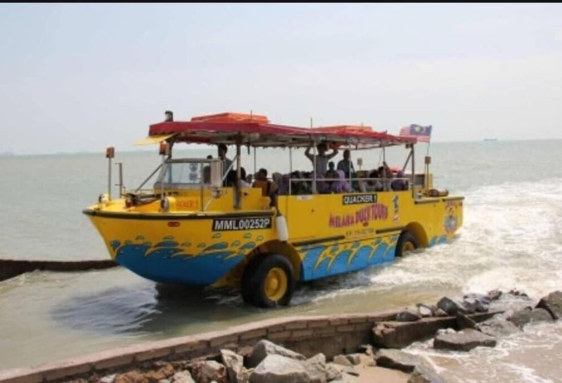 ホテル Traders Villa