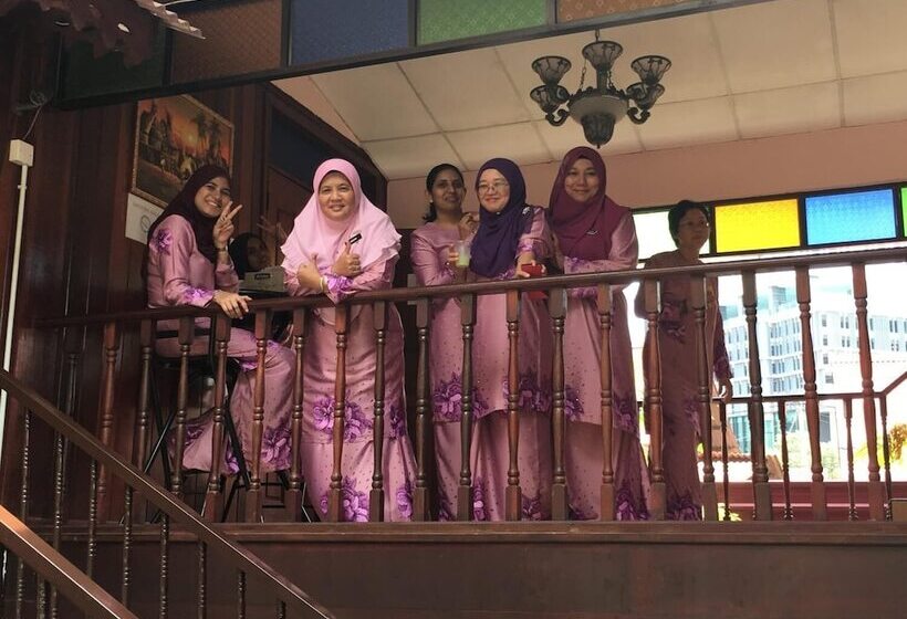 ホテル Traders Villa