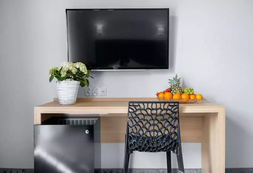 Hotelli Villa Grand Solis