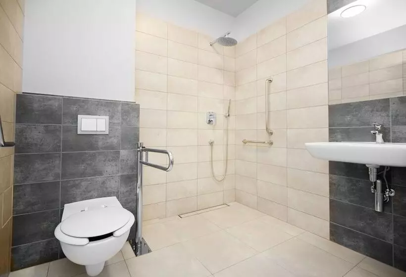 Hotelli Villa Grand Solis