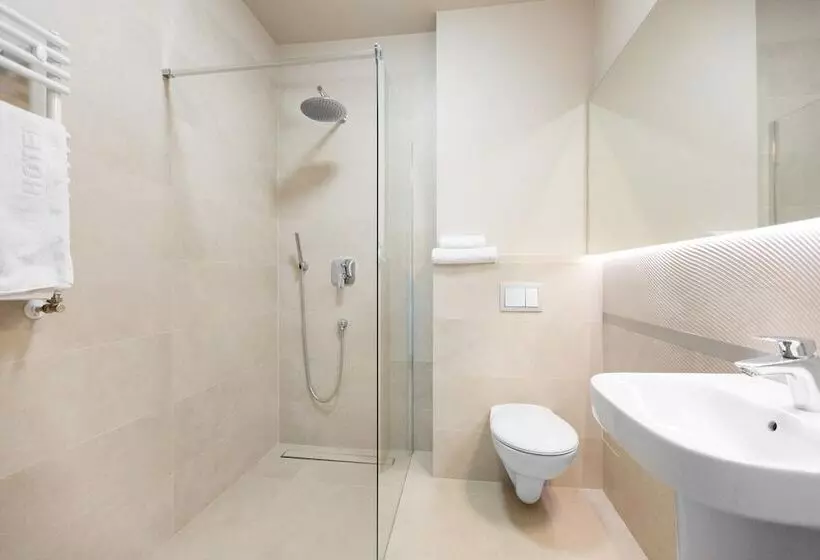 Hotelli Villa Grand Solis