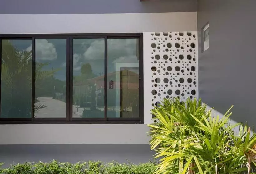 Phant At Thalang Service Apartment