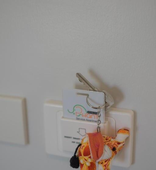 Phant At Thalang Service Apartment