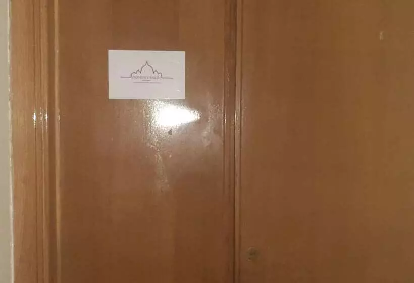 تختخواب و صبحانه Beb Domus Ubaldi