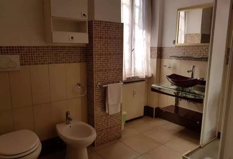 تختخواب و صبحانه Beb Domus Ubaldi