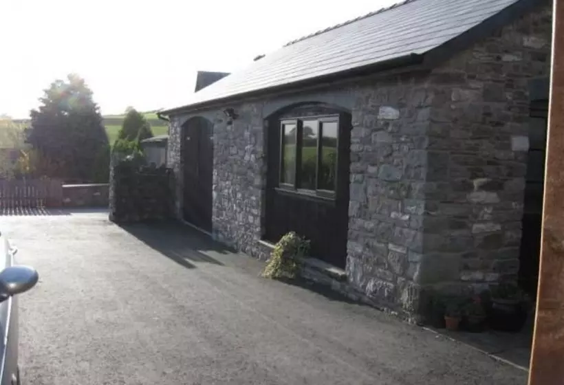 Delightful Cottage In Brecon With Terrace