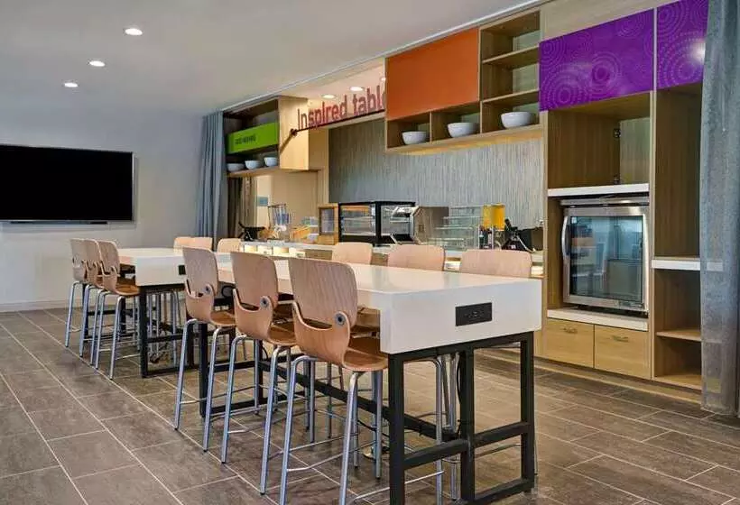 هتل Home2 Suites Corpus Christi Southeast
