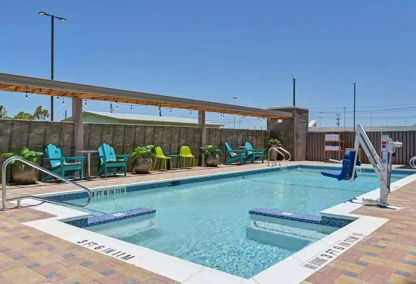 هتل Home2 Suites Corpus Christi Southeast