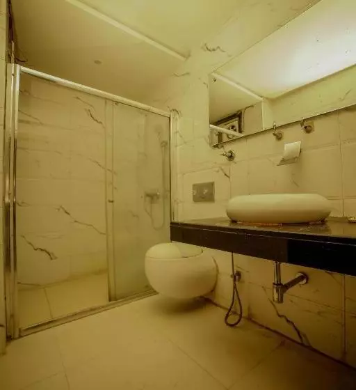 هتل Mk Vivanta