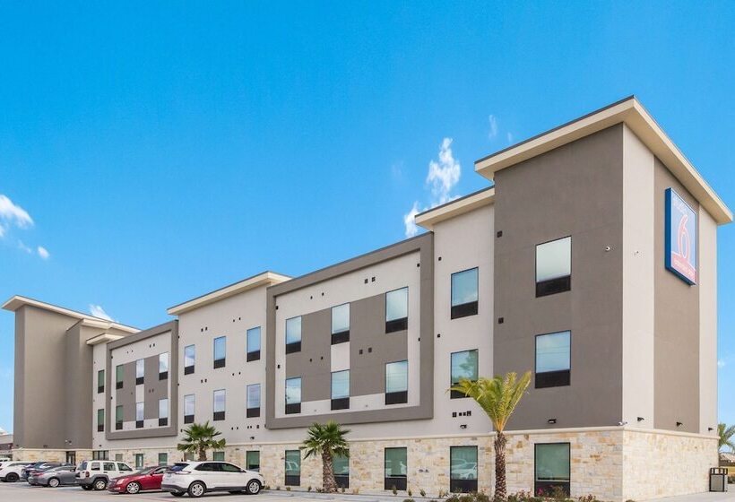 בית מלון כפרי Studio 6 Katy, Tx