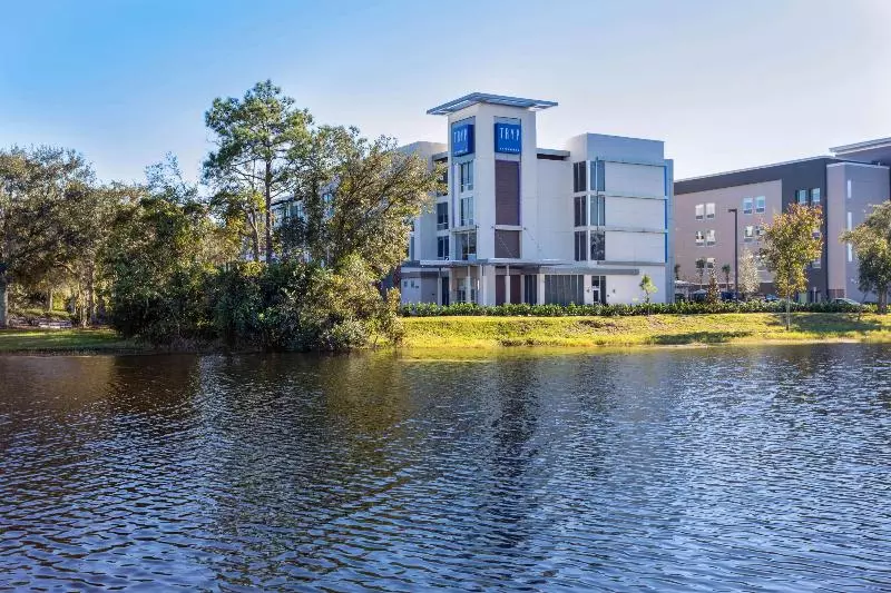 Hotelli Tryp By Wyndham Orlando