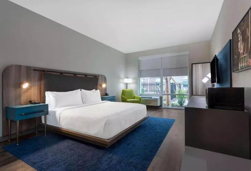 Hotelli Tryp By Wyndham Orlando