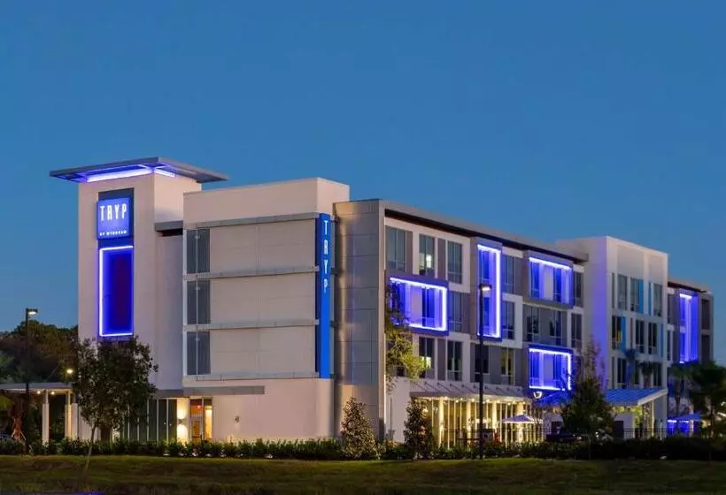 Hotelli Tryp By Wyndham Orlando