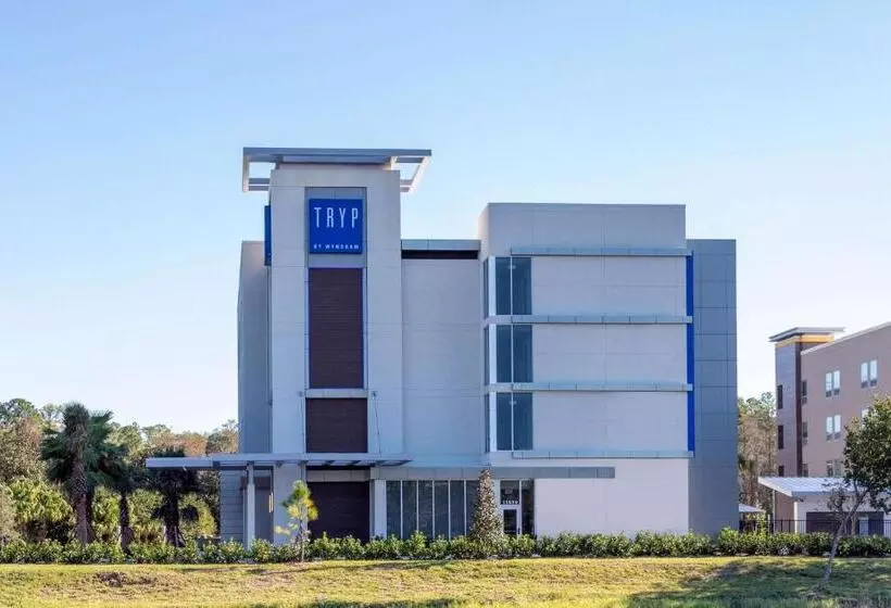 Hotelli Tryp By Wyndham Orlando