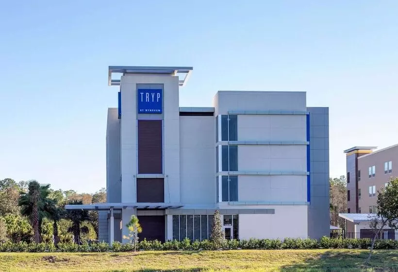 Hotelli Tryp By Wyndham Orlando