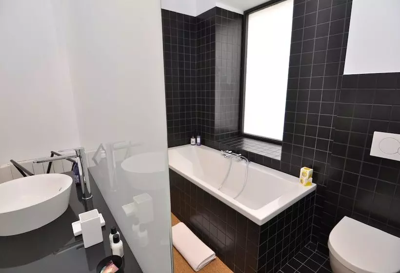 Majatalo Les Tourelles