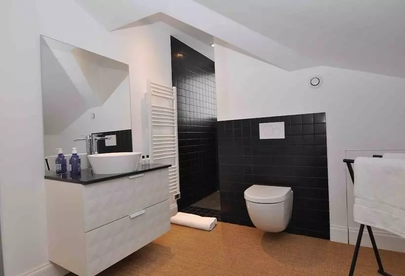 Majatalo Les Tourelles