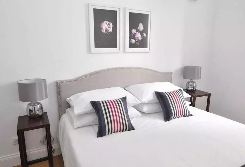 Majatalo Les Tourelles