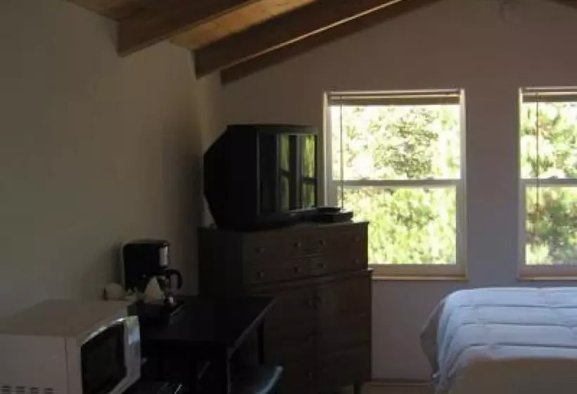 Aamiaismajoitus (B&B) Crater Lake Inn & Retreat