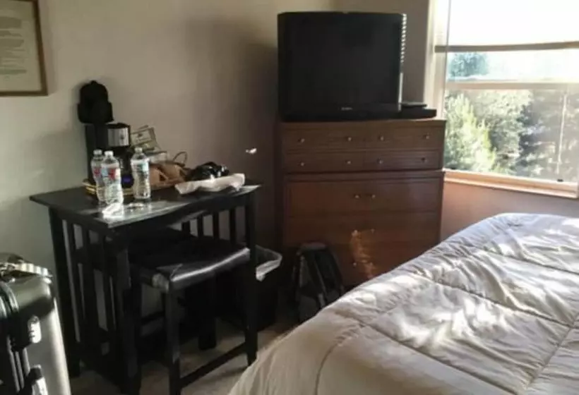 Aamiaismajoitus (B&B) Crater Lake Inn & Retreat